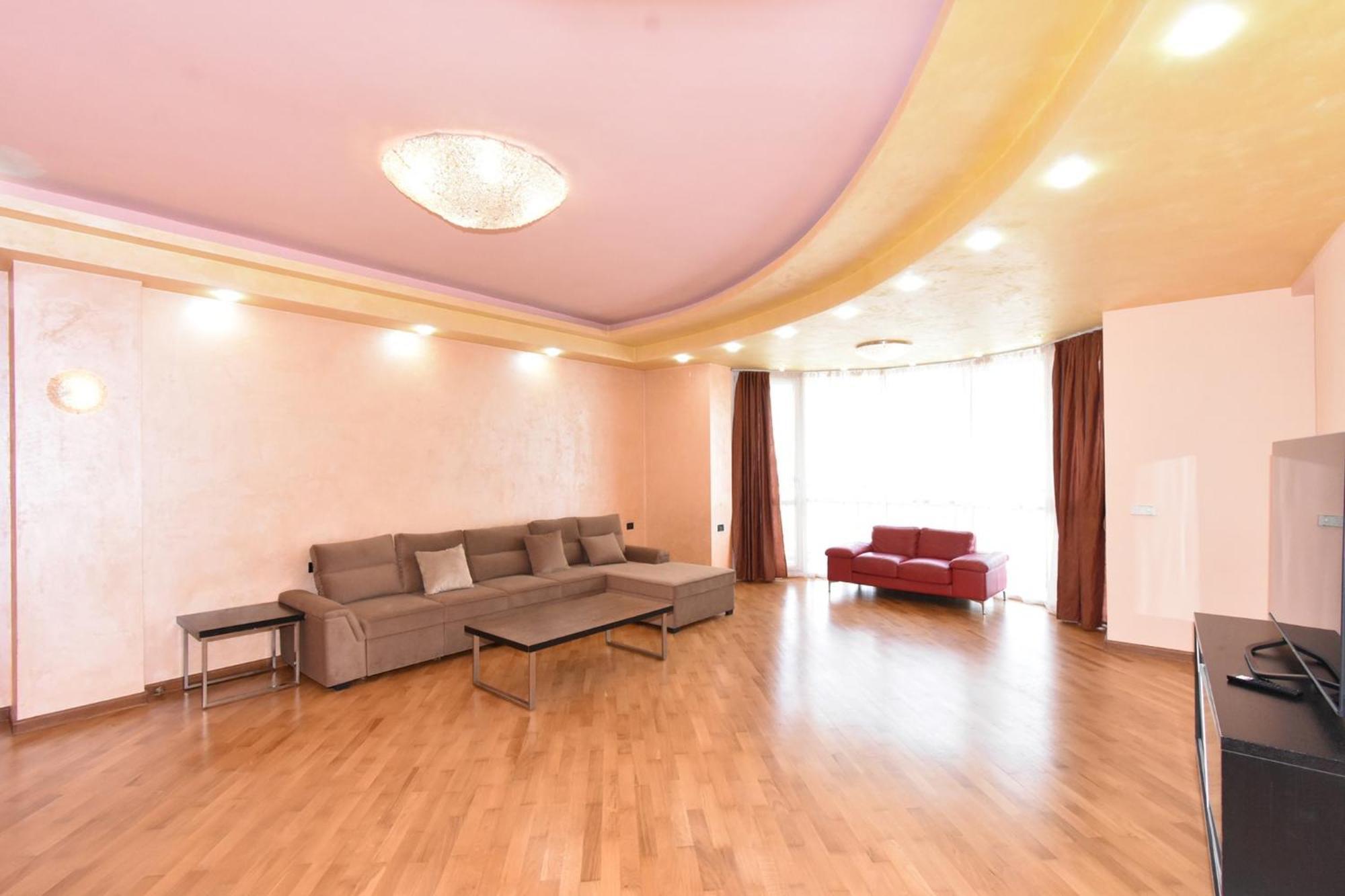 Amiryan Street, 3 Bedrooms Grand And Sunny Apartmet Am2711 Erivan Dış mekan fotoğraf